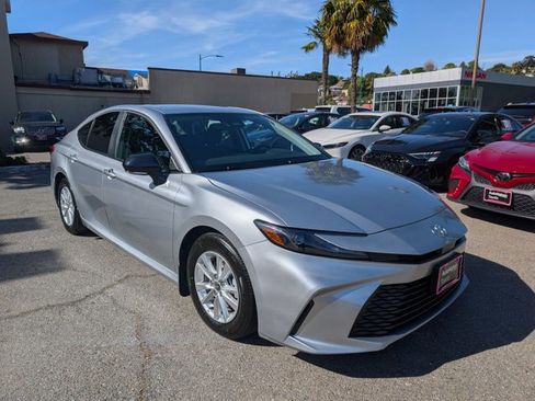 Certified 2025 Toyota Camry LE w/ Convenience Package image 3