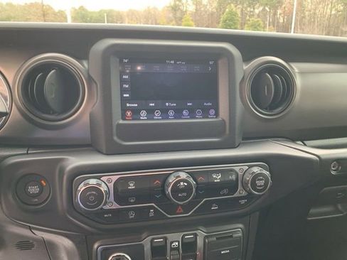 Used 2021 Jeep Wrangler Unlimited Sport image 36