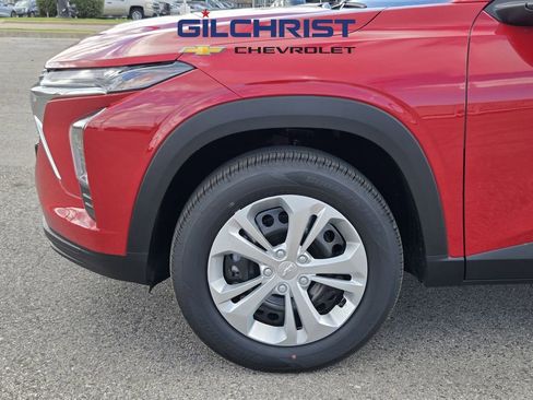 New 2026 Chevrolet Trax LS w/ Driver Confidence Package image 8