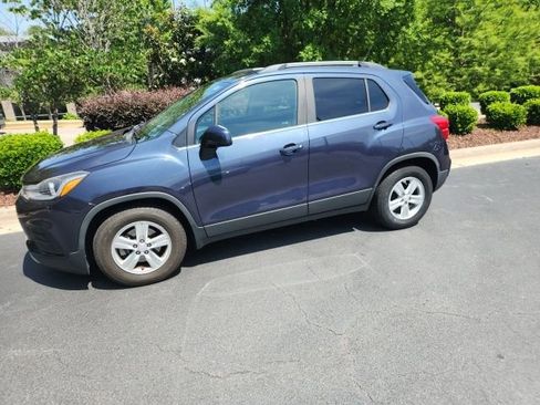 Used 2018 Chevrolet Trax LT FWD image 10