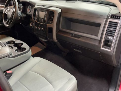 Used 2017 RAM 1500 Express AWD/4WD image 31