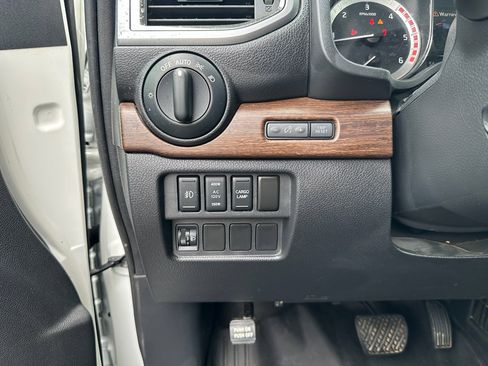 Used 2018 Nissan Titan Platinum Reserve w/ Platinum Utility Package image 22