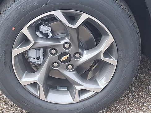 New 2026 Chevrolet Trax LT w/ Driver Confidence Package image 15