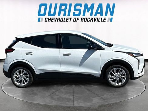 New 2027 Chevrolet Bolt LT w/ Comfort Package image 7