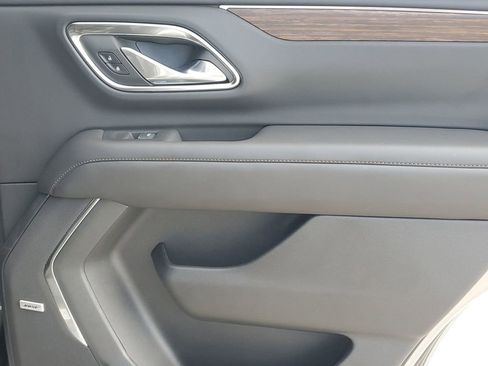 Used 2024 Chevrolet Tahoe High Country w/ Advanced Technology Package image 45