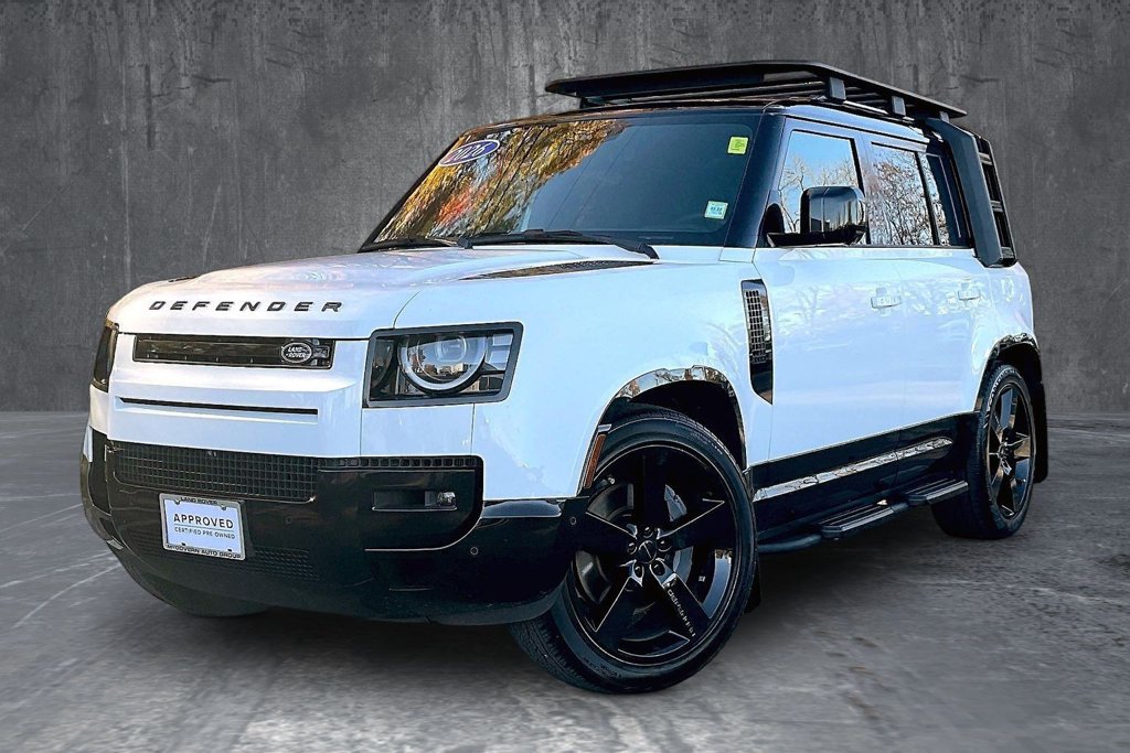 Used 2026 Land Rover Defender 110 X-Dynamic SE AWD/4WD image 1