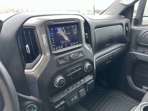 Used 2024 Chevrolet Silverado 2500 Custom w/ Custom Convenience Package image 20