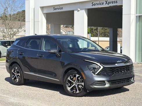 Used 2025 Kia Sportage EX FWD image 32