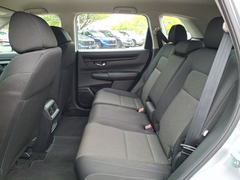 Used 2024 Honda CR-V LX image 9