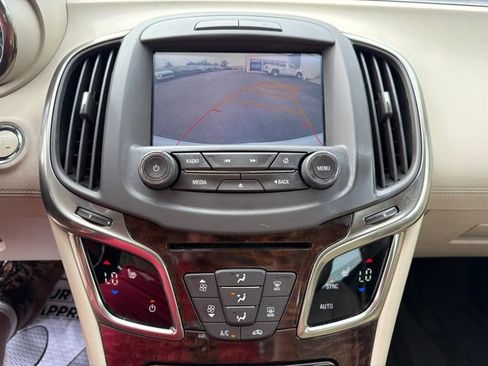 Used 2016 Buick LaCrosse Sport Touring FWD image 18