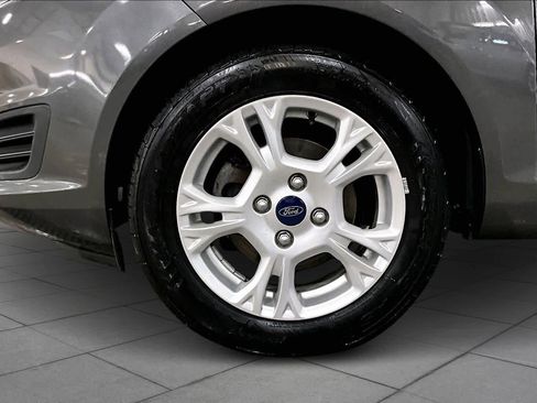 Used 2015 Ford Fiesta SE image 10