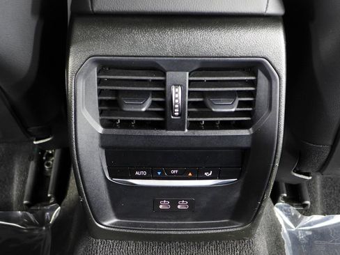 Used 2022 BMW 330i Sedan w/ Driving Assistance Package RWD image 24