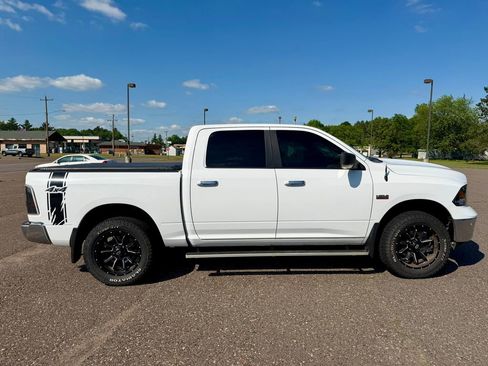 Used 2016 RAM 1500 Big Horn AWD/4WD image 2