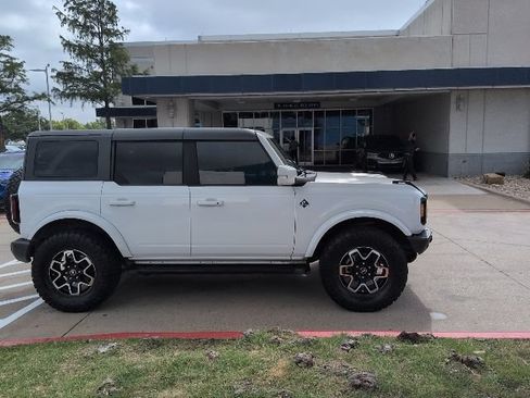 Used 2022 Ford Bronco Outer Banks AWD/4WD image 7