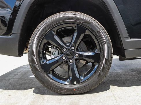 New 2026 Jeep Grand Cherokee Limited w/ Limited Altitude Package image 12