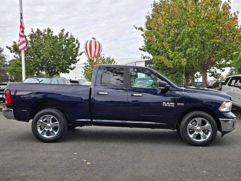 Used 2017 RAM 1500 Big Horn AWD/4WD image 3