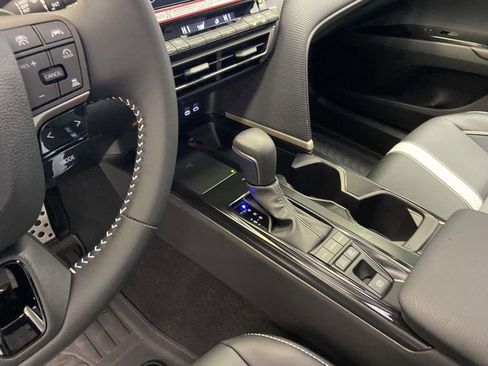 Used 2026 Toyota Camry SE FWD image 21