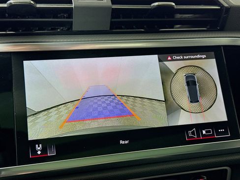 Certified 2025 Audi Q3 2.0T Premium Plus w/ Premium Plus Package image 17