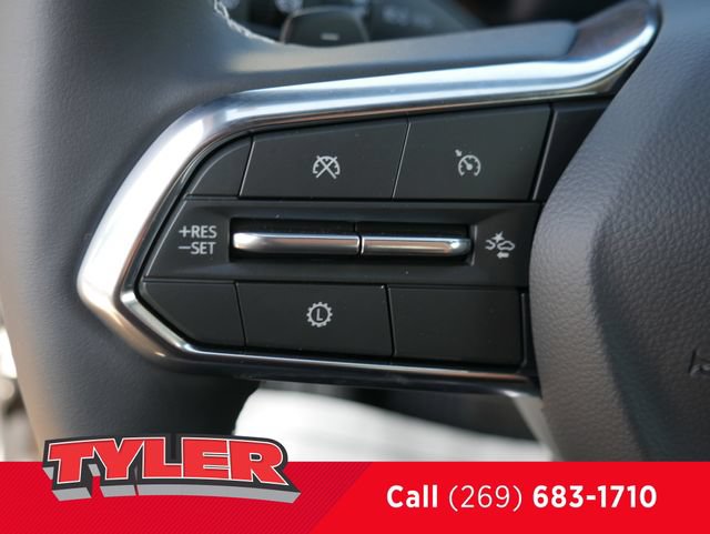 New 2027 Chevrolet Traverse LT w/ LPO, Floor Liner Package AWD/4WD image 26