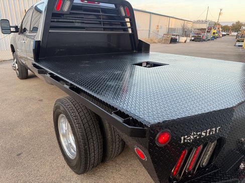 Used 2014 GMC Sierra 3500 Denali image 44