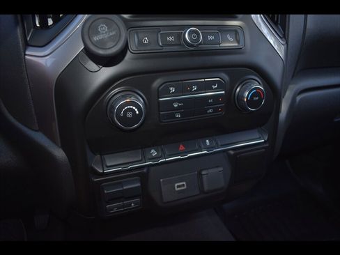 Used 2020 Chevrolet Silverado 1500 Custom Trail Boss image 12