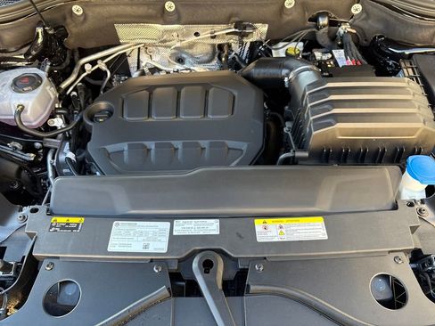 New 2026 Volkswagen Atlas Peak Edition AWD/4WD image 21