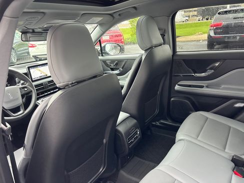Certified 2022 Lincoln Corsair AWD w/ Premium Package image 27