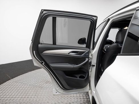 Used 2019 BMW X3 xDrive30i w/ M Sport Package 2 image 12