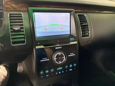 Used 2018 Ford Flex Limited w/ Equipment Group 303A AWD/4WD image 18