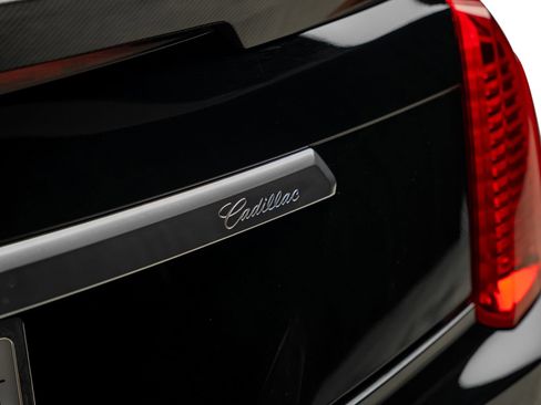 Used 2018 Cadillac CTS V w/ Carbon Fiber Package RWD image 17