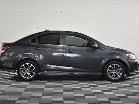 Used 2018 Chevrolet Sonic LT w/ RS Package FWD image 7