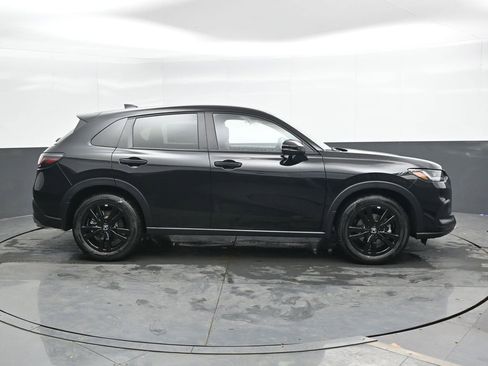 New 2026 Honda HR-V Sport image 3