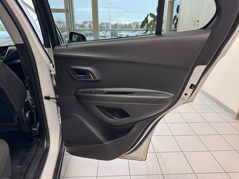 Used 2020 Chevrolet Trax LS w/ Tint and Cruise Package image 41