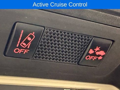 Used 2022 Subaru Crosstrek 2.5i Sport w/ Moonroof Package image 25