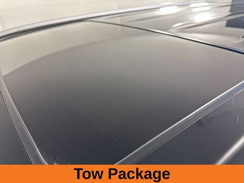 Used 2023 Toyota Highlander XLE image 8