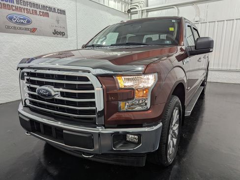 Used 2016 Ford F150 Lariat w/ Equipment Group 501A Mid image 3
