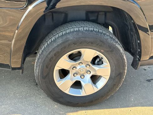 Used 2025 RAM 1500 Big Horn image 19