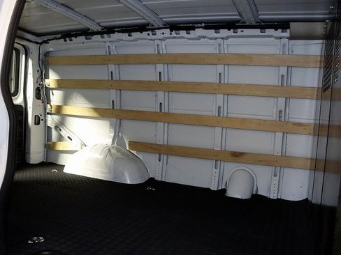 Used 2024 Chevrolet Express 2500 w/ Driver Convenience Package image 26