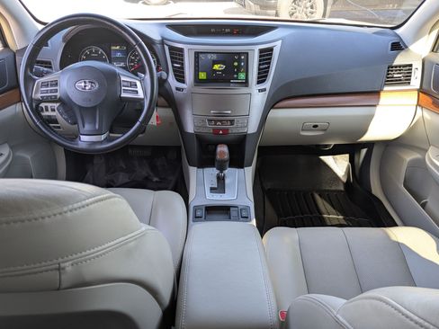 Used 2013 Subaru Outback 2.5i Limited AWD/4WD image 31