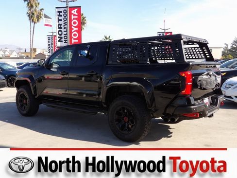 Used 2025 Toyota Tacoma TRD Pro image 4