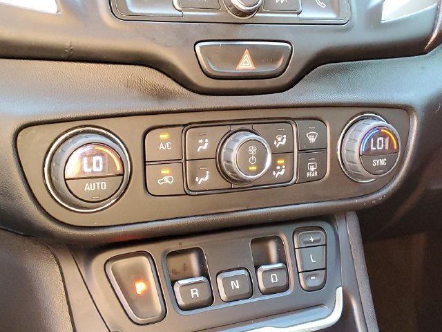 Used 2018 GMC Terrain SLE w/ Driver Convenience Package AWD/4WD image 22