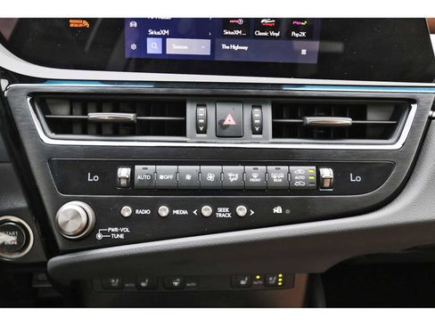 Used 2025 Lexus ES 350 w/ Premium Package image 23
