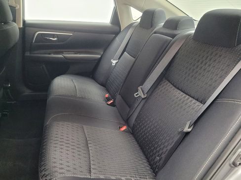 Used 2017 Nissan Altima 2.5 SV w/ Convenience Package image 18