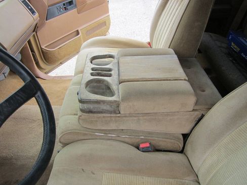 Used 1989 Chevrolet Silverado 3500 2WD Extended Cab image 13