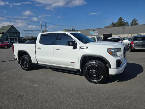 Used 2022 GMC Sierra 1500 AT4 w/ AT4 Premium Package image 5