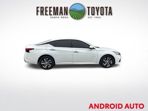Used 2020 Nissan Altima 2.5 S FWD image 4