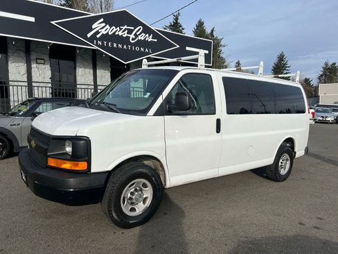 Used 2010 Chevrolet Express 3500 LS image 1