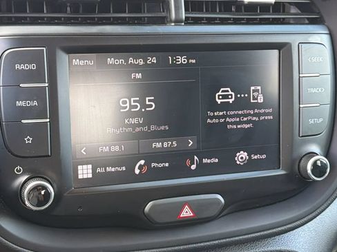 Used 2024 Kia Soul LX w/ Option Group 015 FWD image 15