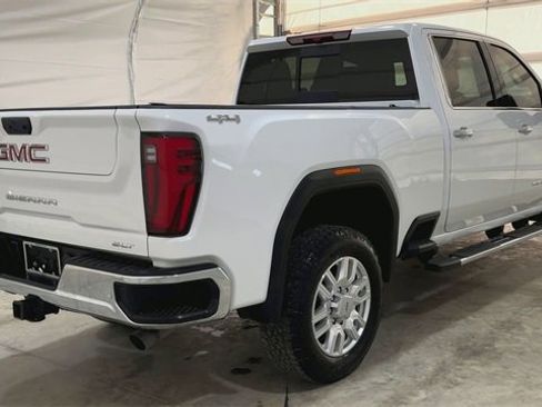 Used 2024 GMC Sierra 2500 SLT w/ SLT Convenience Package image 8
