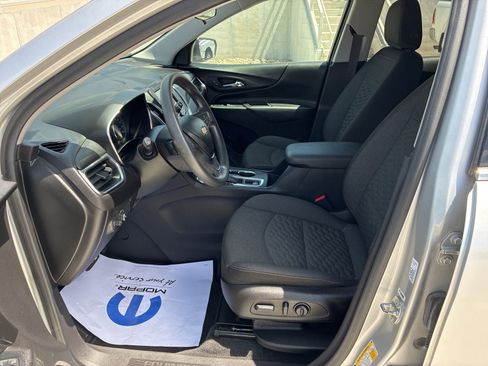 Used 2019 Chevrolet Equinox LT AWD/4WD image 12